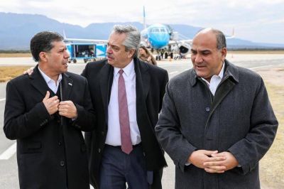 Apoyo dispar de los gobernadores del PJ a la campa�a territorial de Fern�ndez