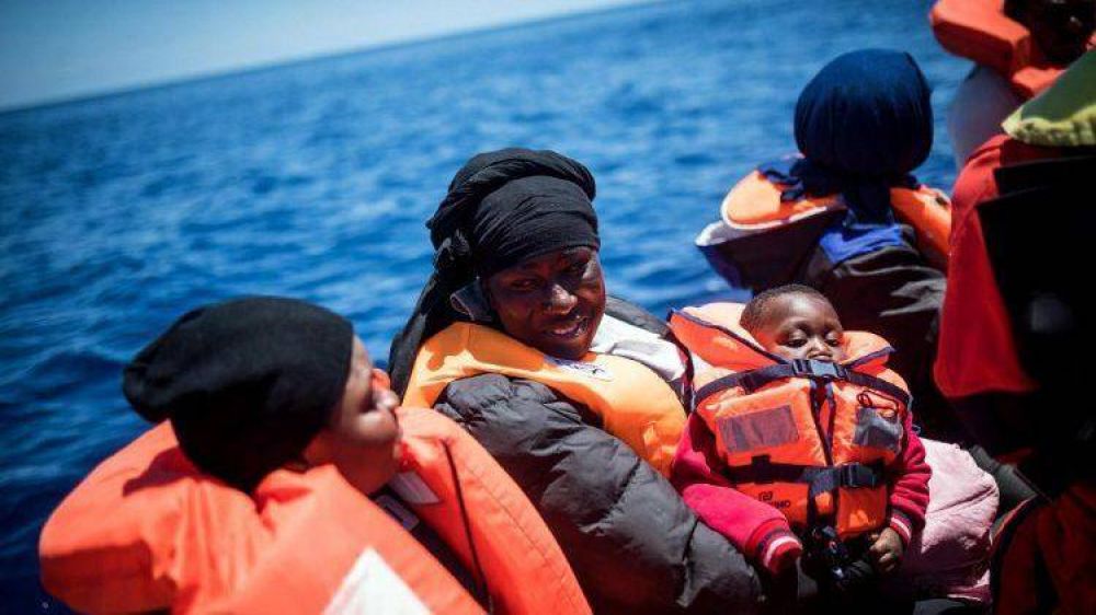 Papa a comunidad internacional: garantizar seguridad a migrantes