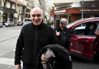 Espert: �Los que no trabajan deber�an cobrar los planes sociales en especies�