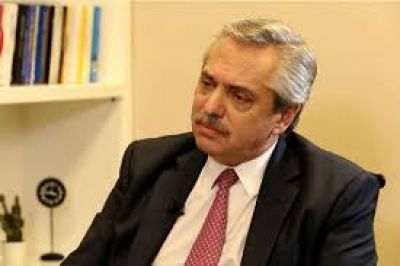 Alberto Fern�ndez advirti� que el d�lar est� subvaluado y recalent� la campa�a