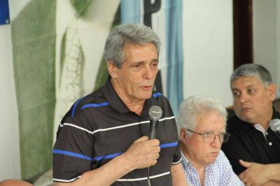 El gremio de Acu�a anunci� las �ltimas vacantes de los cursos para expendedores