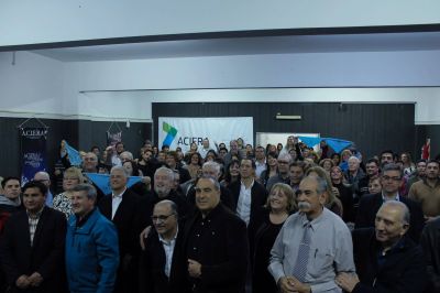Convocatoria hist�rica de ACIERA con candidatos evang�licos de todo el pa�s