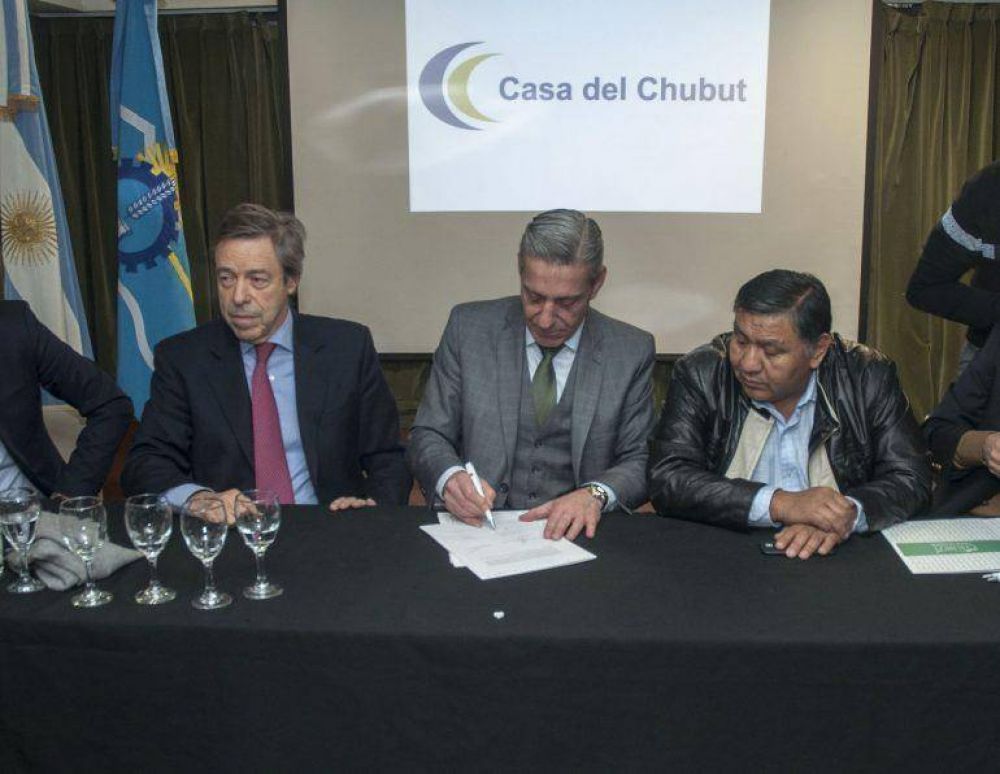 Tecpetrol incorpora un perforador en Chubut