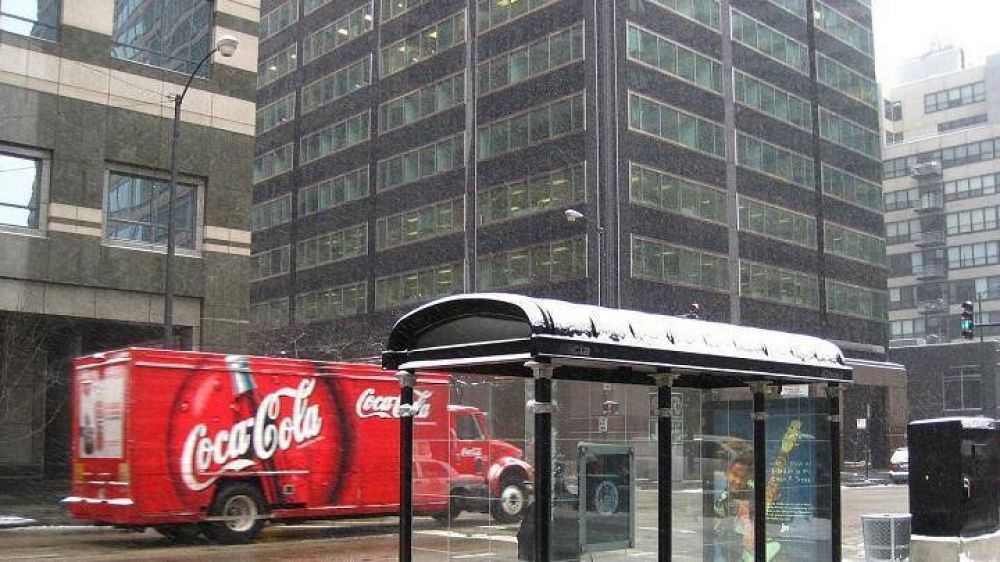 Coca-Cola compra marcas de agua potable en Honduras y El Salvador