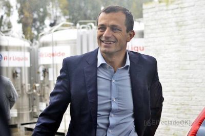 Marat�n y campa�a: mientras se prepara para las PASO, 