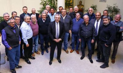El silencioso rol de la CGT en campa�a: calles fr�as y militancia capilar