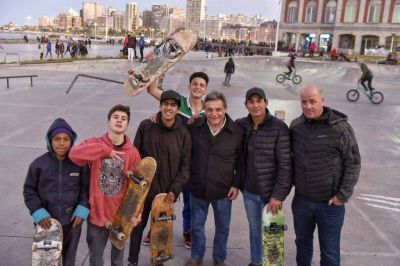 Pulti: �Nuestros j�venes necesitan un gobierno municipal que los apoye�