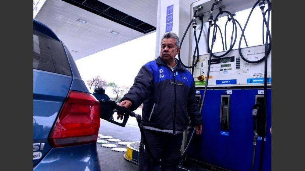 Petroleras dicen que las naftas tienen un retraso del 10% y habr subas tras las PASO
