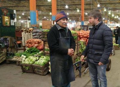 Bonifatti en el Marcado Central de Abasto propuso�Del productor al Consumidor�