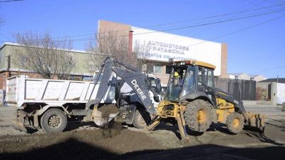 R�o Gallegos: retomaron los trabajos de pavimentaci�n sobre las calles afectadas por la obra del pluvial