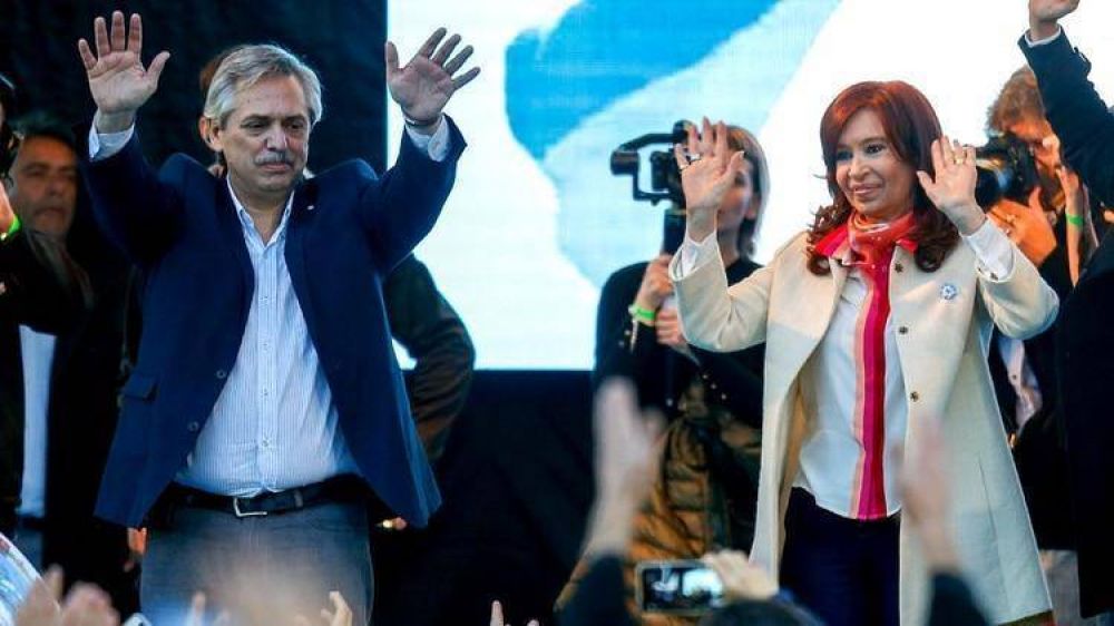 Alberto Fernndez y Cristina Kirchner cierran su campaa en Rosario rodeados de los gobernadores del PJ