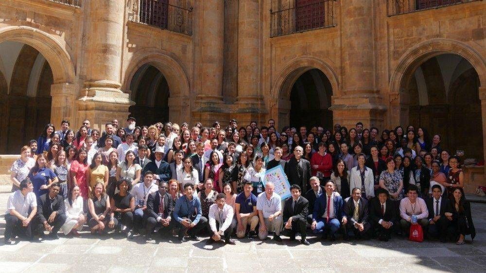 Parlamento Universal Juventud: tomar decisiones desde y para la paz