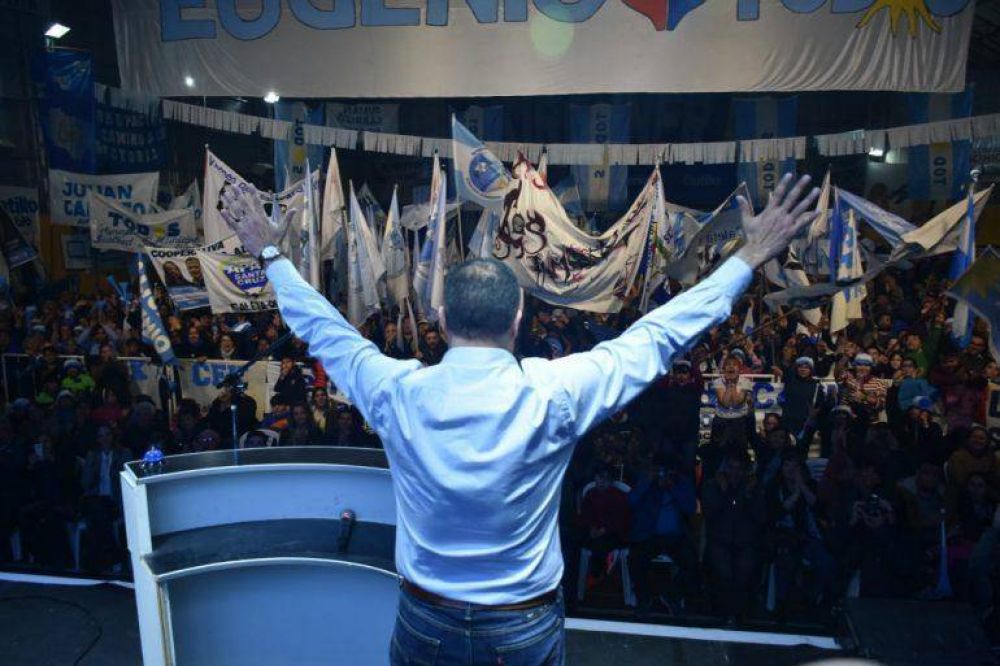 Contundente respaldo de Petroleros Jerárquicos para la górmula Kirchner-Quiroga