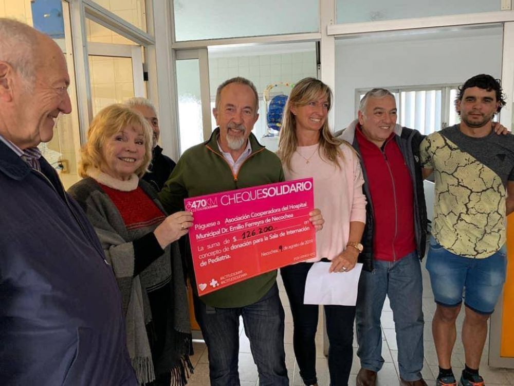 Bicicleteada solidaria: La Cooperadora del Hospital recibi� $126.200