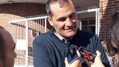 Guillermo Escudero: �Ning�n gobierno que le haya sacado la plata a la gente fue premiado�