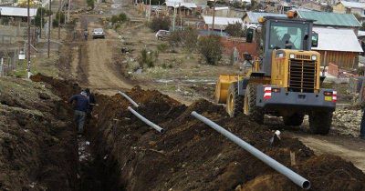 Esperan terminar para el pr�ximo invierno obras de gas en barrios Malvinas y Nahuel Hue