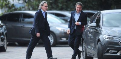 Un Gobierno al rojo vivo: entre renuncias, promesas incumplidas y pases de factura