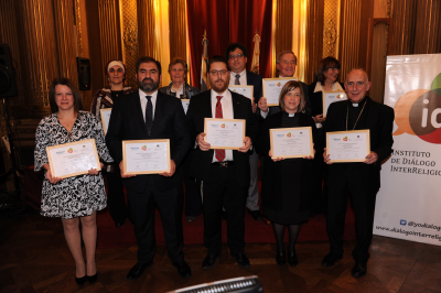 Premiaron a quienes tienden puentes entre las religiones