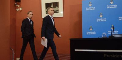 Pol�ticos para �aguantar los trapos� de Macri