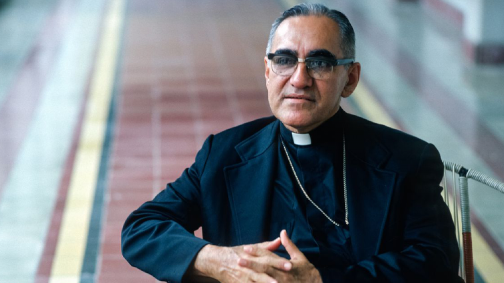 El Salvador celebra 102 aniversario de nacimiento de San Romero