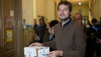 El Frente de Todos se envalentona y apunta a correr al macrismo de su reducto porte�o