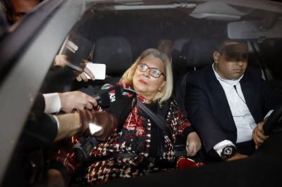 Macri ampli� la mesa pol�tica del Gobierno para enfrentar la crisis