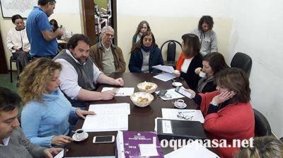 En medio de cr�ticas, el secretario de Educaci�n responder� inquietudes de concejales