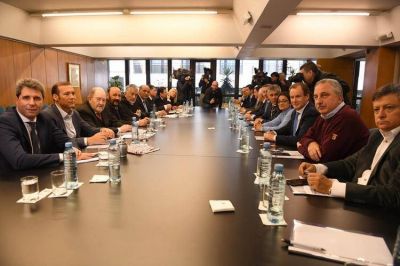 Gobierno y gobernadores: las PASO y la plata colapsan la relaci�n, pero buscan negociar