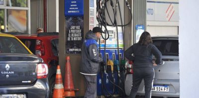 El Gobierno estudia flexibilizar el congelamiento de precios de los combustibles