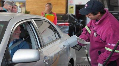 El Gobierno cit� a las petroleras por el abastecimiento de combustibles a precio congelado