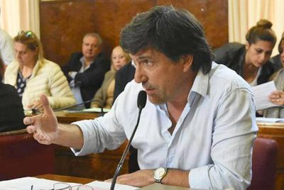 Rodr�guez: �Fue muy penoso e inexplicable todo, es un ataque permanente al sistema educativo municipal�