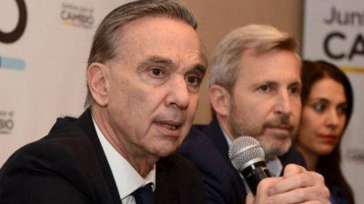Jugueteo de deuda: Gobierno desempolva 