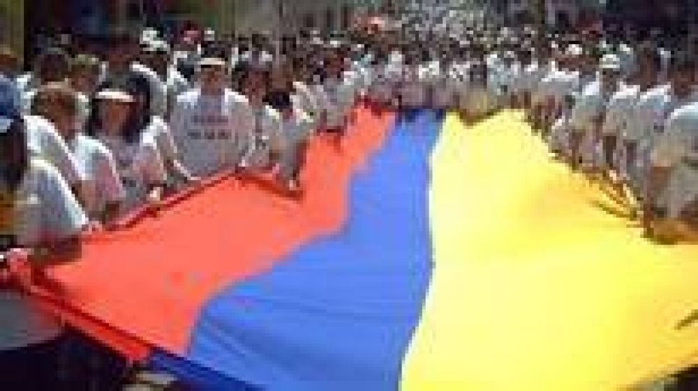 Obispos de Colombia: Se impone con mayor fuerza trabajar juntos por la paz