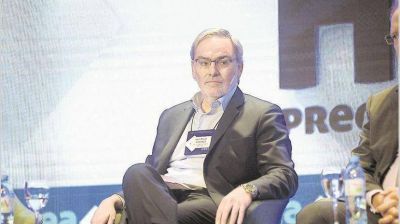 Combustibles: liberan el comercio mayorista y subsidian a petroleras