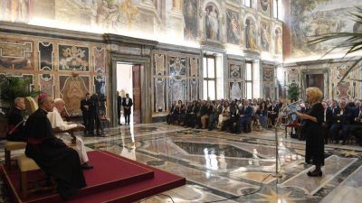 El Papa: �Promuevan una oncolog�a de la misericordia al servicio de las personas�