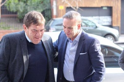 La b�squeda de votos puerta a puerta, pol�tica mata a Big Data y �habr� debate?