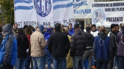 CGT local y la CTA piden la emergencia alimentaria