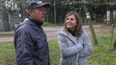 Para Raverta, arreglar los caminos rurales es �apostar a la producci�n�