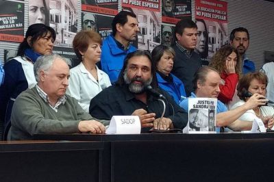 Por la devaluaci�n, docentes exigen cl�usula gatillo mensual y hay tensi�n con Vidal