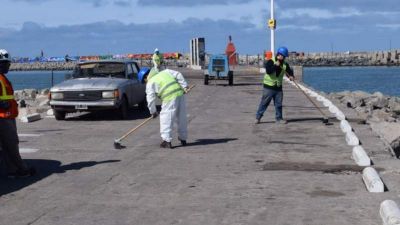 Con una inversi�n de m�s de $6 millones, el Puerto comenz� la pavimentaci�n de la Escollera Norte