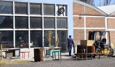 As� est� Interlagos: rematar�n muebles de oficina y veh�culos