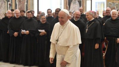 El Papa a la Orden de San Agust�n: vivir de tal modo de mostrar a Dios vivo en el mundo