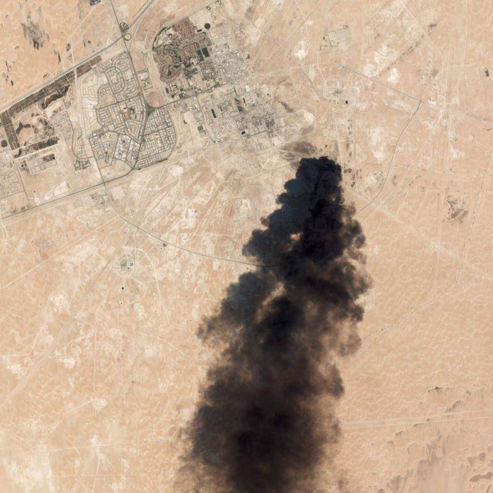Arabia Saudita cierra la mitad de su produccin tras el ataque a sus instalaciones