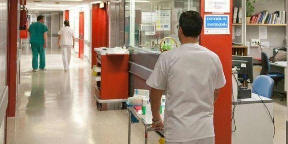 Gravsimo: alertan que peligra el pago de salarios de trabajadores de la salud privada