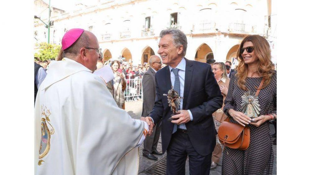 El arzobispo de Salta cruz a Macri en plena homila por el aumento de la pobreza