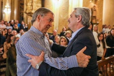 Ilusi�n peronista: el recuerdo de De la Sota y la foto que le faltaba a la 