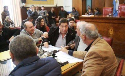 Arroyo ech� a Mourelle