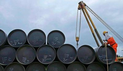 El aumento del precio internacional del petr�leo pone en riesgo el congelamiento a los combustibles