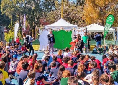 CEAMSE Colegiales: escuelas festejaron la llegada de la primavera cuidando el planeta