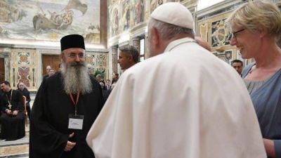 El di�logo ecum�nico enriquece el derecho can�nico, dijo el Papa